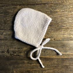 Apple Of My Eye - AME Baby Bonnet - Enkeltopskrift