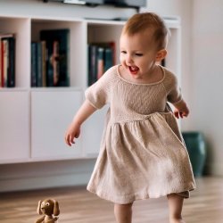 Apple of my eye - Ingrid Dress - Enkeltopskrift