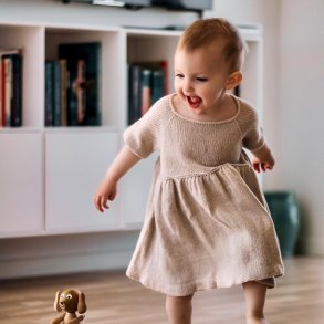 Apple of my eye - Ingrid Dress - Enkeltopskrift