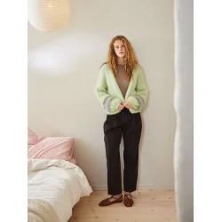 Enkeltopskrift / 2402 Ballerina Chunky Mohair / Nr. 2 Facile Cardigan 