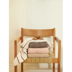 Enkeltopskrift / 2406 Babytepper / Nr. 2 - Sommerfugl Teppe