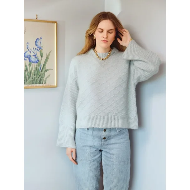 Enkeltopskrift / 2409 DIY / Nr. 13 - Heather Sweater