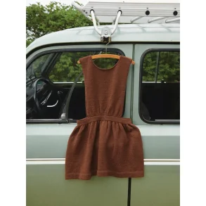 Enkeltopskrift / 2506 Mykt Til Barn / Nr. 05 Belle Dress Junior. 