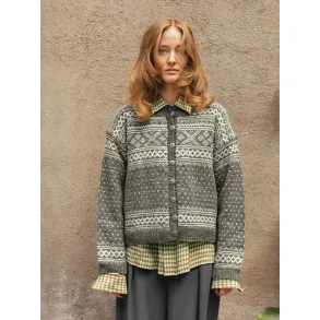 Enkeltopskrift / 2510 Norske ikoner voksen/ Nr. 06 Setedal Damekofte