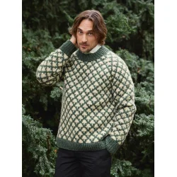 Enkeltopskrift / 2511 Christmas tree sweater / Nr. 03 Man