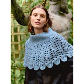 Enkeltopskrift / 2606 DIY / Nr. 15 - Flowerfield Poncho