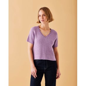 Lillemor By Permin - T-shirt i bred rib - Enkeltopskrift 892813.