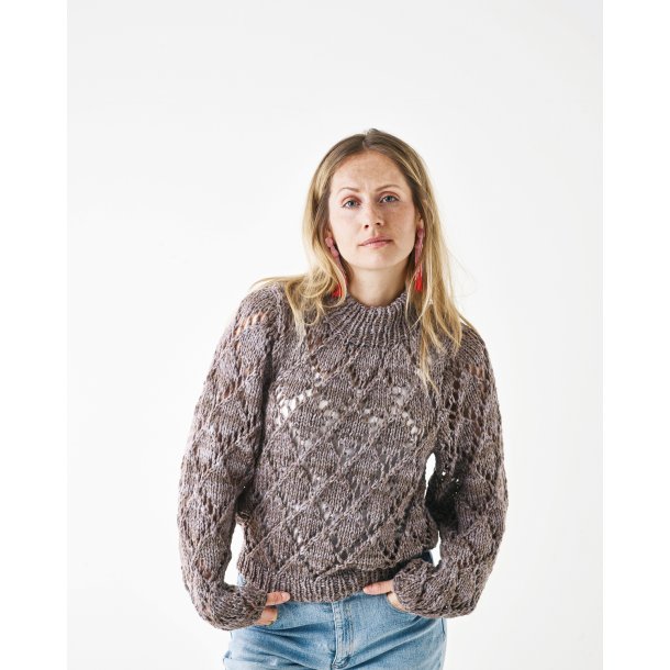 Sweater med rombemnster - Enkeltopskrift 424