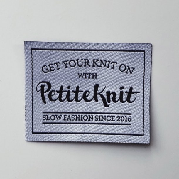 PetiteKnit Mrkelap - GET YOUR KNIT ON