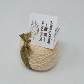 Lotus Yarn - Angora`s Finest Fv. 845 Vanilie