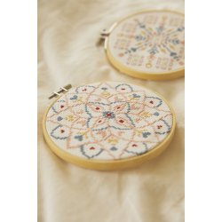DMC - Mindful Making Broderi Kit Korssting - Mandala Hoop