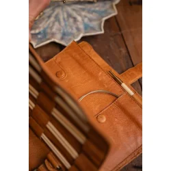 Muud - Carita Case Farve Whisky