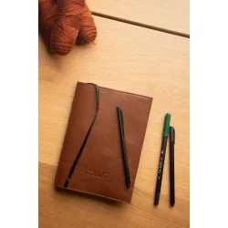 Muud - Gaby Notesbogsomslag - Fv. Rich Brown