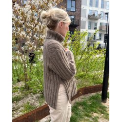 PetiteKnit - Hazel Sweater - Enkeltopskrift