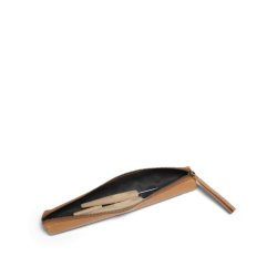 Muud - Hee XL - Hndlavet Lder Slim Penalhus. Farve Whisky