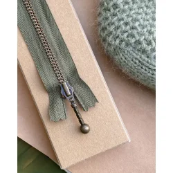 YKK Lynls 4mm Antik Messing 14/17/23 Cm Fv. Jgergrn