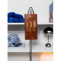 RE:Designed Project 127 - Str�mpepinde Holder - Farve Valn�d