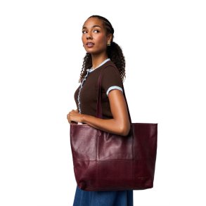 RE:Designed Project 19 - Skulder Taske - Farve Dark Cherry