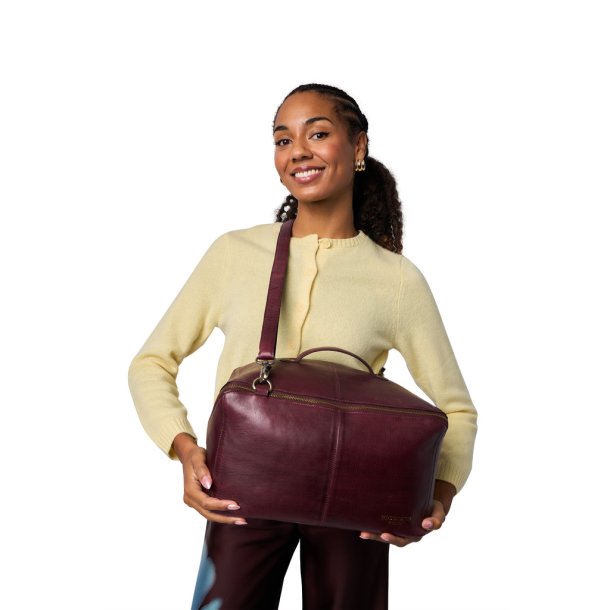 RE:Designed Project 90 - Stor Projekttaske - Farve Dark Cherry