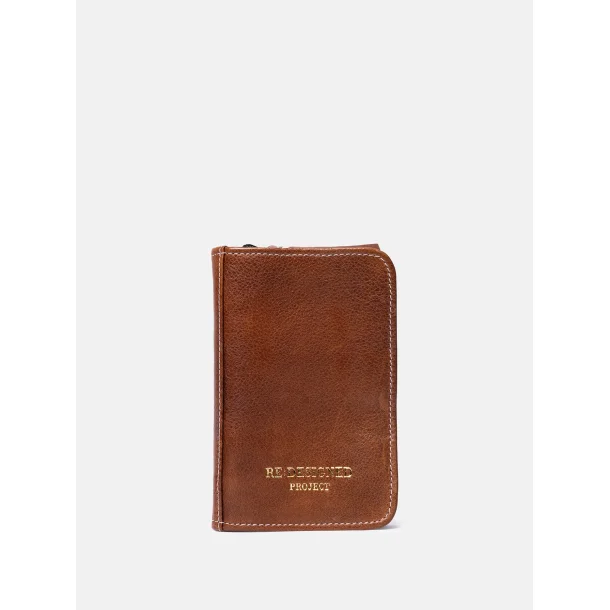RE:Designed Project 135 - N�le Etui - Farve Valn�d
