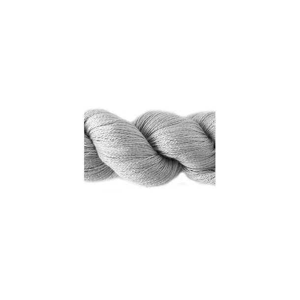 Silky Cashmere Fingering Fv. 13 Storm Cloud