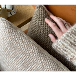 Petiteknit - Honey Pillow - Enkeltopskrift