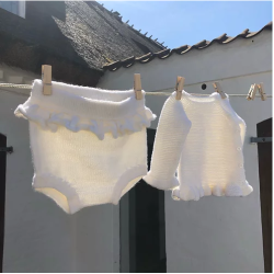 Apple of my eye - Ruffle Bloomers - Enkeltopskrift