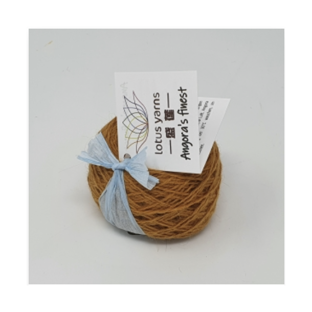 Lotus Yarn - Angora`s Finest Fv. 23 Karry