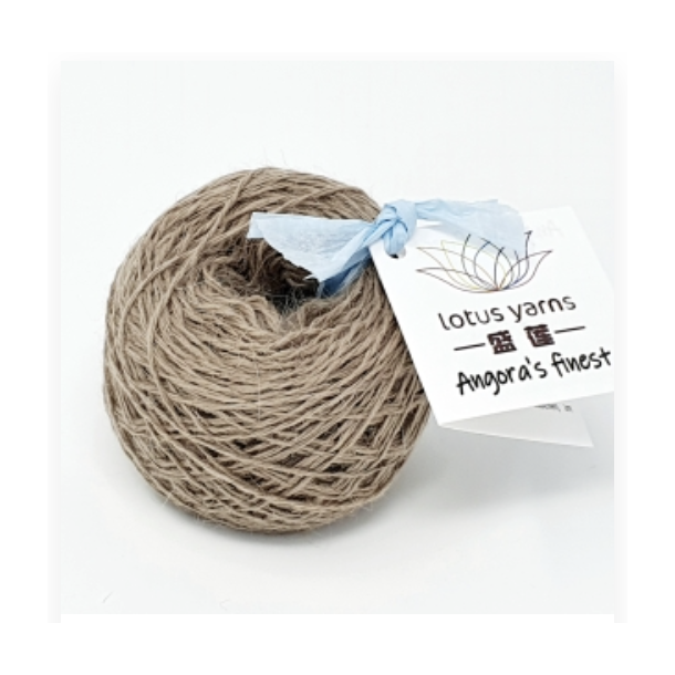Lotus Yarn - Angora`s Finest Fv. 24 Camel