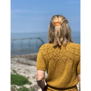 Le Knit by Lene H. Samse - Bladmnstret t-skjorte i LINE - Sommer Ella