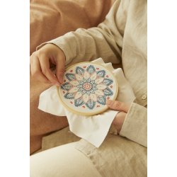 DMC - Mindful Making Broderi Kit - Mandala