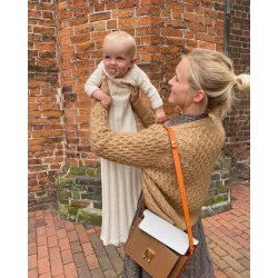 Petiteknit - Annas Dbskjole - Enkeltopskrift