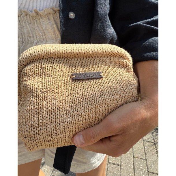 Petiteknit - L�derlabel M�rkebrun 1 Stk