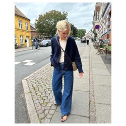 Petiteknit - Eva Cardigan - Enkeltopskrift