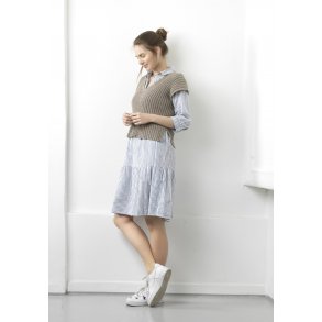 Mettes vest i Jeans - Cewec - Enkeltopskrift nr 4907