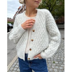 Petiteknit - Jenny Jacket V-Neck - Enkeltopskrift