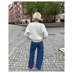 Petiteknit - Jenny Jacket V-Neck - Enkeltopskrift