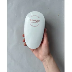 Petiteknit - "Refresh Your Knit With PetiteKnit" - Lint Remover