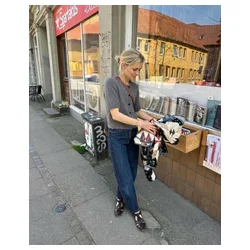 Petiteknit - Maggie Cardigan - Enkeltopskrift