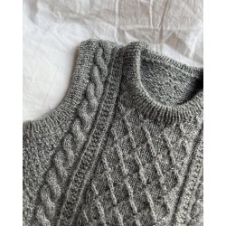 PetiteKnit - Moby Slipover Baby - Enkeltopskrift