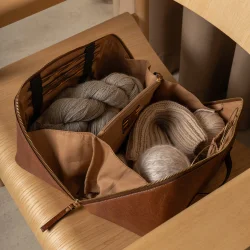 RE:Designed Project 10 - Stor Projekttaske - Farve Woodsmoke