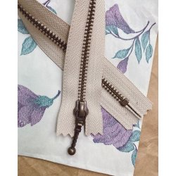 YKK Lynls 6mm Antik Messing 20 / 35 / 45 cm Sand