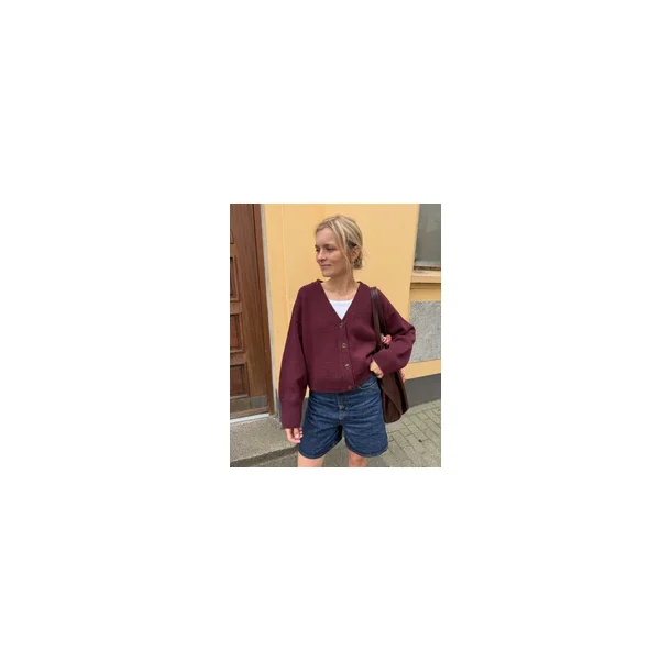 Petiteknit - Scarlet Cardigan - Enkeltopskrift