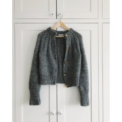 Petiteknit - Sunday Cardigan - Enkeltopskrift
