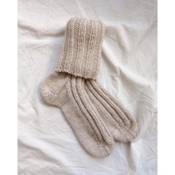 PetiteKnit - Sunday Socks - Enkeltopskrift
