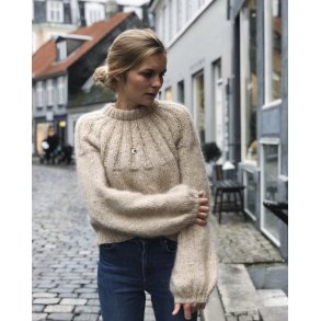 Petiteknit - Sunday Sweater- Enkeltopskrift