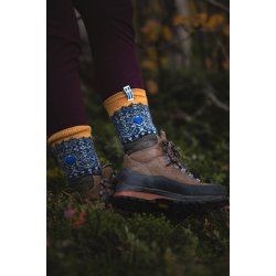 Ragsokker m/svensk flag af 70% uld i flot strikkemnster