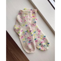 PetiteKnit - Everyday Socks Junior - Enkeltopskrift