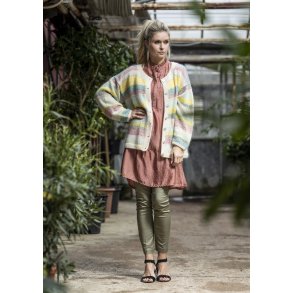 Candy Stripes i Whisper & Anisia - Cewec - Enkeltopskrift nr 5008