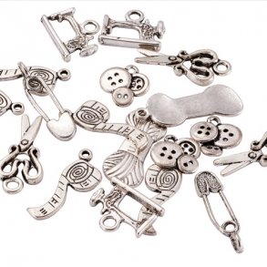 CHARMS/VEDHNG KNITTING